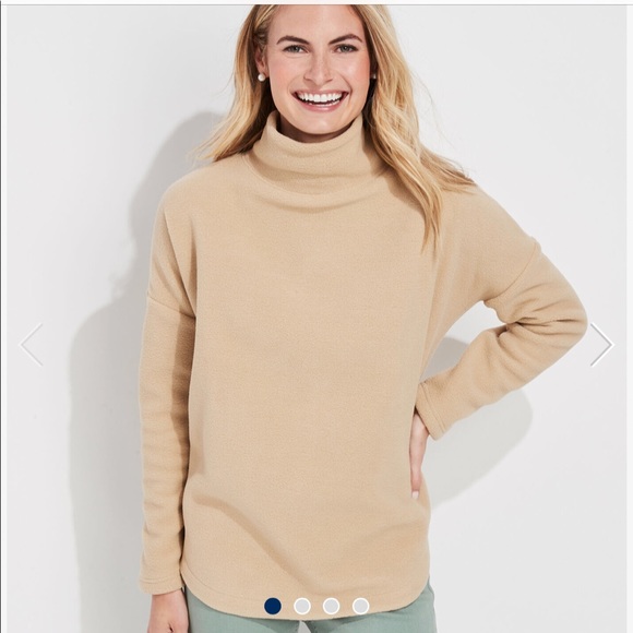 Vineyard Vines Funnel Neck Fleece Top 